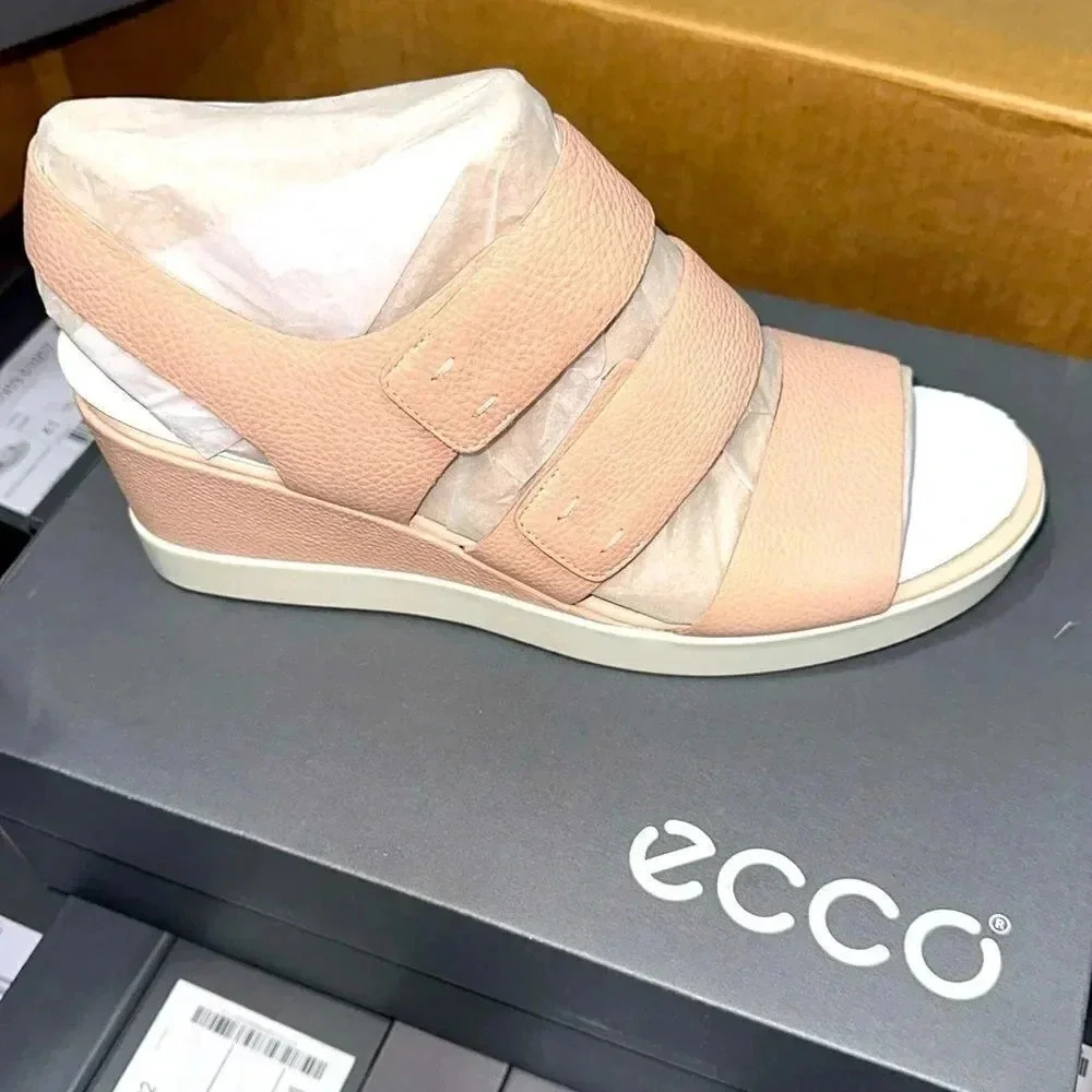 Ecco Shape‎ Wedge Plateau Sandal Size 10-10.5